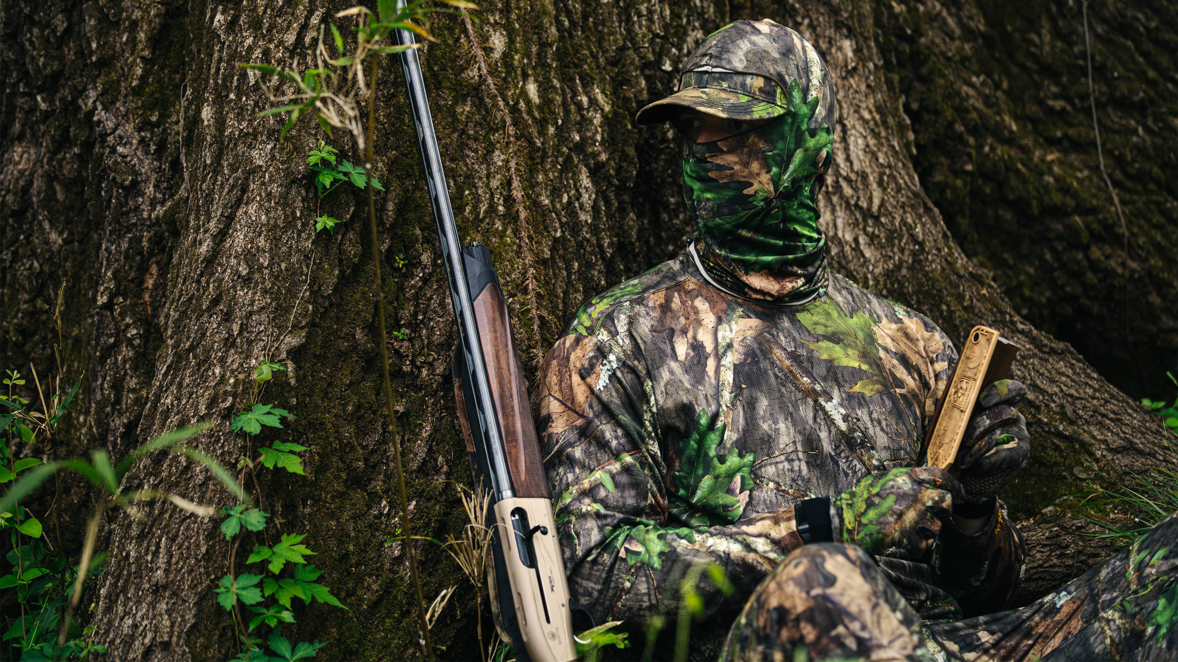 Mossy oak obsession turkey hunter calling in elimitick